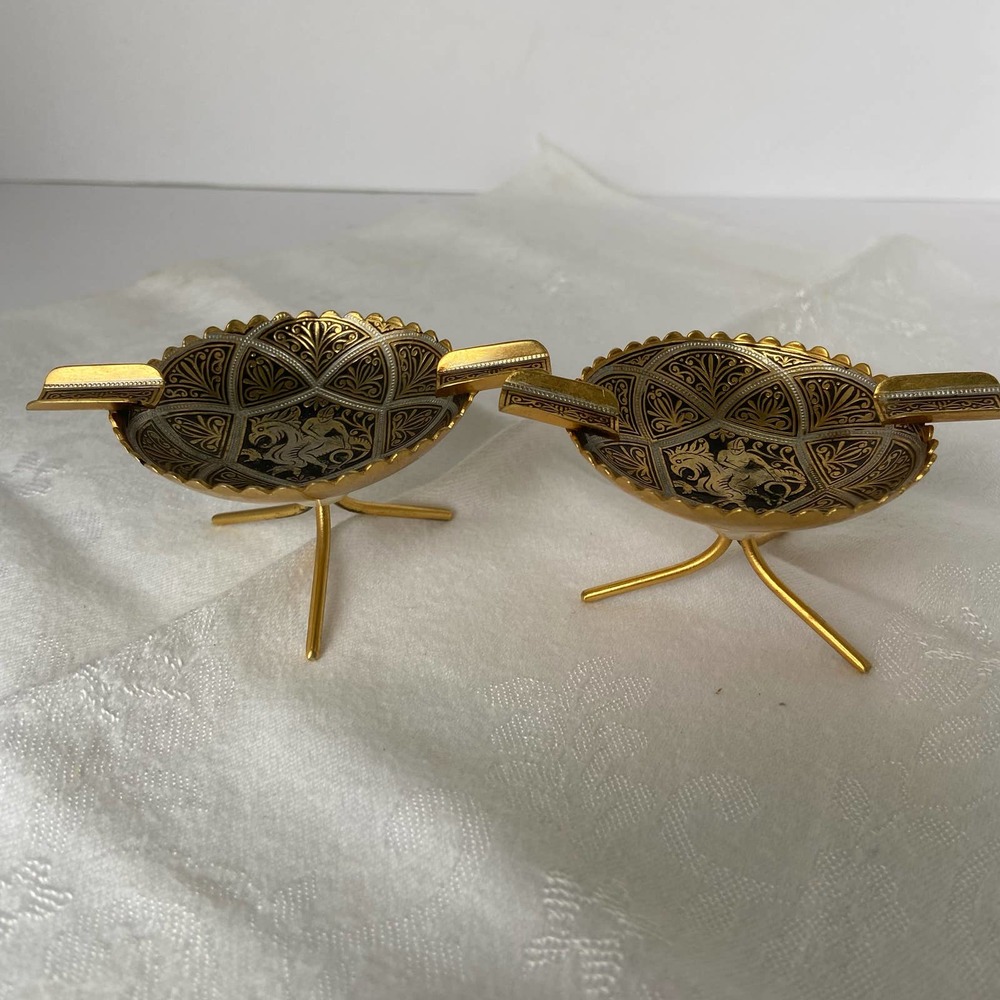 2 Vintage Ashtrays Ash Trays Dragon Warrior Samurai Gold Silver Black